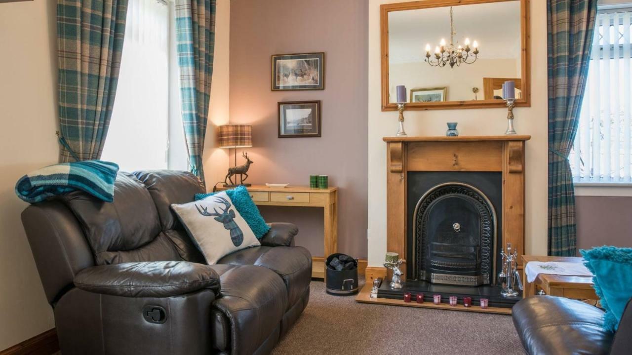 Pippin, Tranquil Scottish Cottage With Hot Tub Эйрдри Экстерьер фото